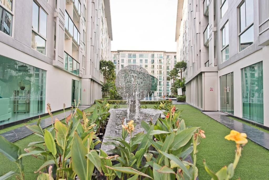 Getaway Studio In City Center Residence Pattaya Bagian luar foto