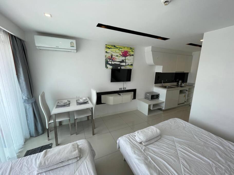 Getaway Studio In City Center Residence Pattaya Bagian luar foto
