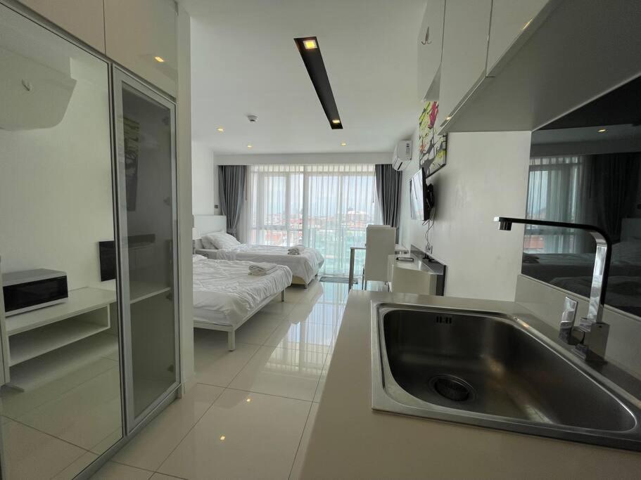 Getaway Studio In City Center Residence Pattaya Bagian luar foto