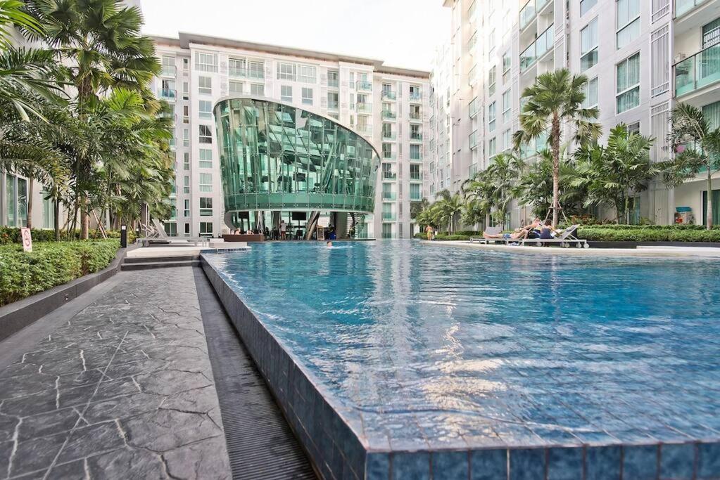 Getaway Studio In City Center Residence Pattaya Bagian luar foto
